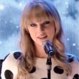 $595 ALICE + OLIVIA Kitty Crochet Ivory Black Dot Cropped Cardigan Sparkly Sz XS